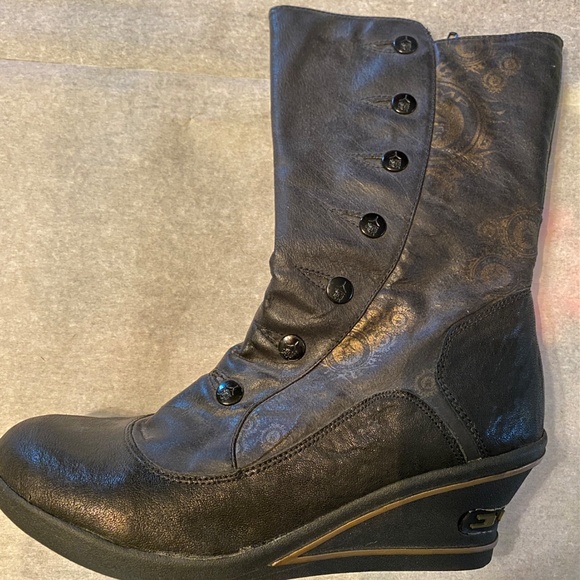 Jump for the people Y2K Stark Asian inspired wedge boots 8.5 Never been worn - Picture 5 of 12